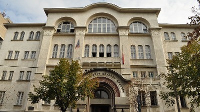 "Dekanka targetirala studente": Oglasili se akademci DIF posle zastrašivanja studentkinje tog fakulteta 