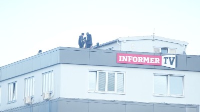 SAT SRAMOTE Informer TV brani SNS batinaše bez granica: Studentkinji NAVODNO slomljena vilica