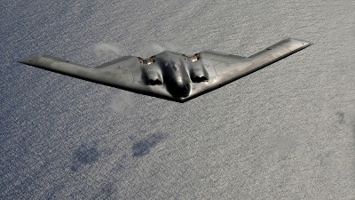 "UNIŠTENA KLJUČNA NUKLEARNA POSTROJENJA": Američki bombarderi napali Iran!