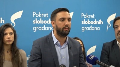 Simić udario na Šapića: Beži od sednica jer ne trpi kritiku