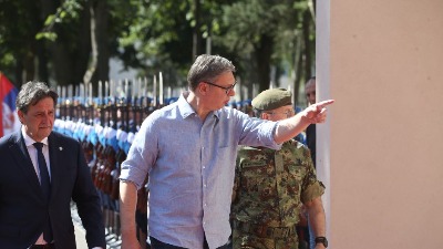 Vučić nakon sastanka sa vojnim vrhom: Vraćamo redovan vojni rok