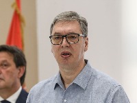 Španski list: Vučić optužio opoziciju za pucanje na njegovog pristalicu