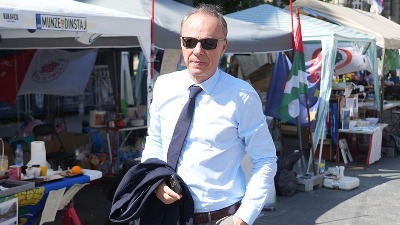 Ćaci opet napadaju - pomešali Đ i Ć: Rektor BU dobio novo prezime (FOTO)