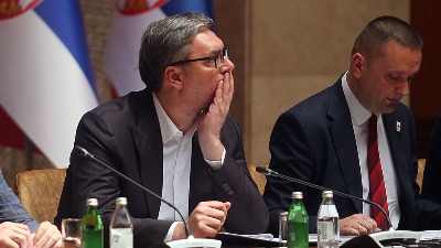 Poslanik SNS lažirao naslovnu stranu hrvatskog lista: "Vučić pada u subotu" (FOTO)