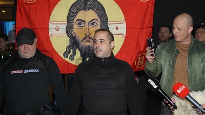 POKLONU SE U ZUBE NE GLEDA Miša Vacić više voli kad nam Rus nešto pokloni nego kad platimo Francuzu