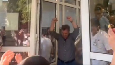 NEMA ONLAJN NASTAVE Ovacije za profesore Medicinskog (VIDEO)
