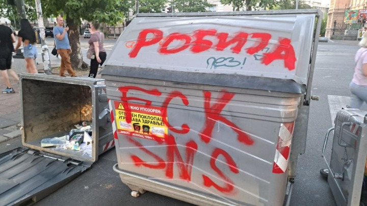 REŽIM HAPSI KONTEJNERE "Ako nemate gde da bacite đubre, ima deponija u centru Beograda"