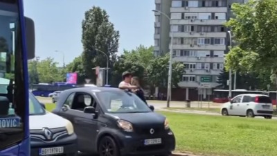 TUČA vozača na Novom Beogradu (VIDEO)