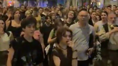 "Ne dirajte nam više mladost": Završen protest ispred Predsedništva (FOTO/VIDEO)