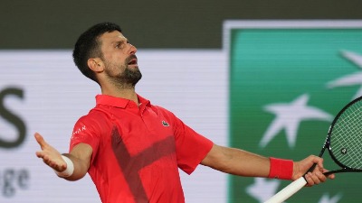 Đoković pobesneo: Rasprava sa sudijom, uključio se Siner (VIDEO)
