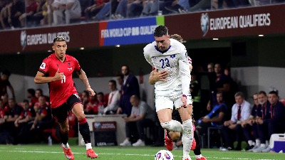 Vlahović izgleda ne ide nigde? Vlahović izgleda ne ide nigde?