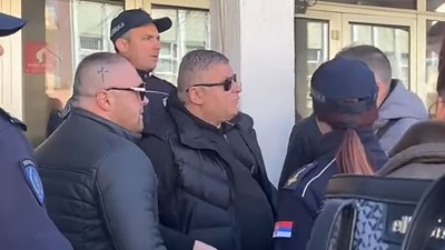 Napadao građane i Kokanovića na zboru u Loznici, slikao se u Ćacilendu, sada hara Kosjerićem (FOTO, VIDEO)