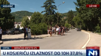 U prva tri sata u Kosjeriću glasalo 37,8 odsto birača, gradom patroliraju sumnjivi tipovi