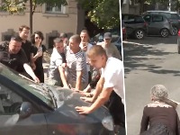 VJT izdalo nalog: Proceusirati građane koji su zaustavili nasilnog vozača u Zemunu