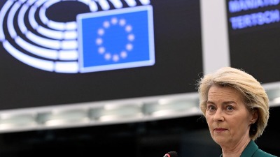 Ursula fon der Lajen preživela glasanje!