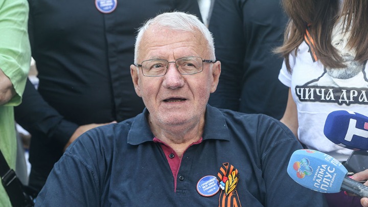 Šešelj u Kuli IZVREĐAO STUDENTE: To su PROPALITETI bez mnogo pameti kojima nije do učenja