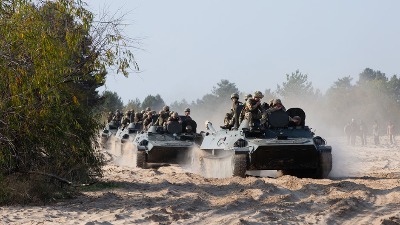 SAD žele "korejski scenario“ za Ukrajinu, Zelenski u panici