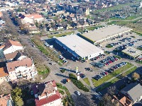 Novinaru upućene pretnje smrću i klanjem jer je stao na "pogrešan" parking