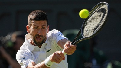 MUKE ZA NOVAKA Na set je od eliminacije, Đoković - Siner 3:6, 3:6