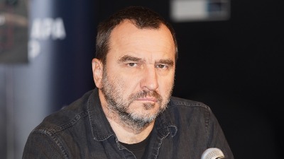 Nenad Jezdić zastao tokom predstave i uputio opomenu jednom gledaocu: Evo šta je razlog