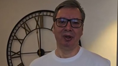 Vučić: Znam ko je pisao ĆACI na školi