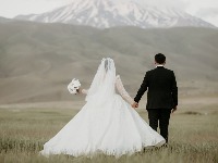 "Ljubav ne pita za prezime i veru": Svadba Elmedine i Dejana izazvala veliku pažnju (FOTO)