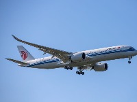 RAT POMERIO GRANICE: Nestašica goriva preti da prizemlji hiljade aviona