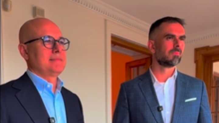 TELEVISA PRESENTA Miloš Vučević i Žarko Mićin u glavnim ulogama: Smeši se Zlatna malina (VIDEO)