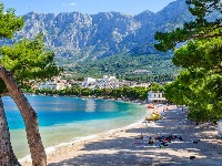 Srpkinja slikala plažu u Hrvatskoj u ranim jutarnjim satima i izvazvala BURU NA MREŽAMA: Pljušte OSUDE (FOTO)