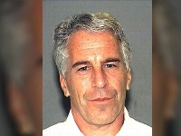 Srpska manekenka u Epstinovim dokumentima: Isplivali jezivi snimci i slike devojčica (FOTO, VIDEO)