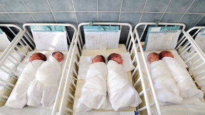 Šanse da rodite dečaka ili devojčicu možda nisu 50:50: Studija s Harvarda otkrila šta još može da utiče na pol deteta