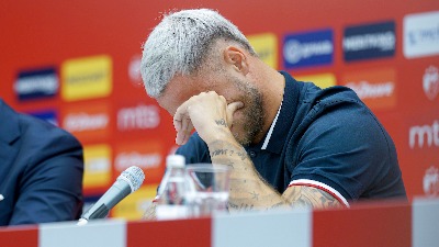 Zvezda PROMENILA plan: Odložen debi Arnautovića!