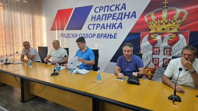 RASPUŠTEN SNS u Vranju: O razlogu se ćuti