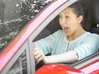 Zimske muke vozača: Zamrzavanje ručne kočnice – evo šta TREBA DA URADITE 