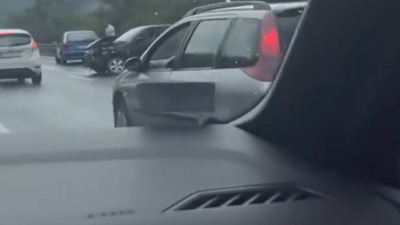 Teška saobraćajna nesreća kod Ikee: Automobil POTPUNO slupan, stvaraju se kolone! (VIDEO)