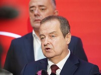 Dačić: Trenutno aktivno 27 požara, povređena jedna osoba