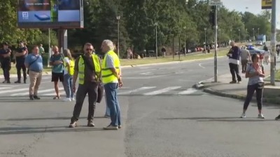 Počela blokada raskrsnice na Vidikovcu: Trajaće do 18 sati