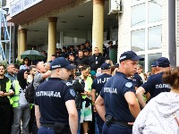 "Zahtevamo ostavke ministra prosvete i rektorke DUNP-a"