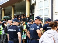 Studenti iz Novog Pazara upozorili na požare u blizini fakulteta: To nisu samo incidenti!