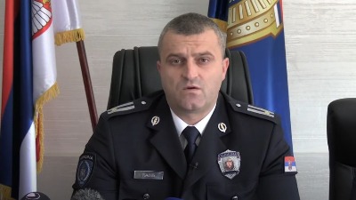 Ljajić: Povređeno šest policajaca, policija ni u jednom trenutku nije reagovala