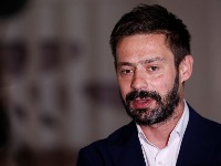 Milan Vasić za DIREKTNO: "Treba čuvati brak, ali ne treba u njemu ostati samo zbog dece"