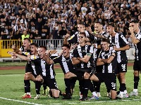 Partizan razneo Napredak: Parni valjak brojao do 7