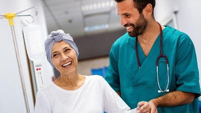 Lekar sa Harvarda otkriva da OVIH 5 namirnica mogu POVEĆATI RIZIK OD RAKA, a mnogi ih jedu svakodnevno 