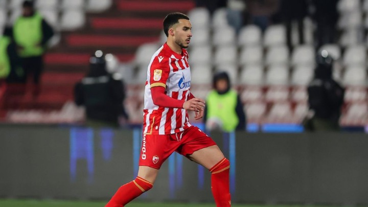 Zvezda prodala štopera