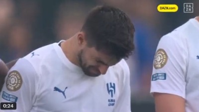 Da srce pukne: Žotini prijatelji se slomili tokom odavanja pošte (VIDEO)