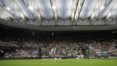 Srpski derbi na Vimbldonu: Novak protiv Miomira
