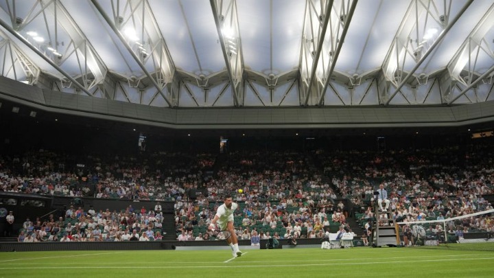 Srpski derbi na Vimbldonu: Novak protiv Miomira