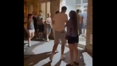 Studenti i građani DOSKOČILI policiji: Evo kako su u Inđiji OBRNULI IGRICU (VIDEO)