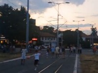 Policija prekinula blokadu na Autokomandi
