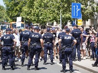 Italijani o protestima u Srbiji: Policijsko razbijanje mirnih demonstracija